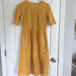 Tea n Rose mustard midi dress size small